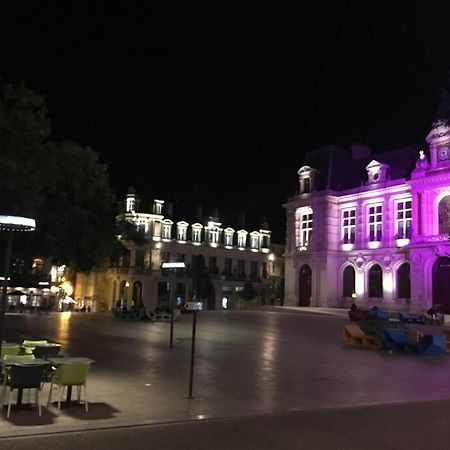 Bel Appartement Climatise Plein Centre Ville Poitiers Zewnętrze zdjęcie